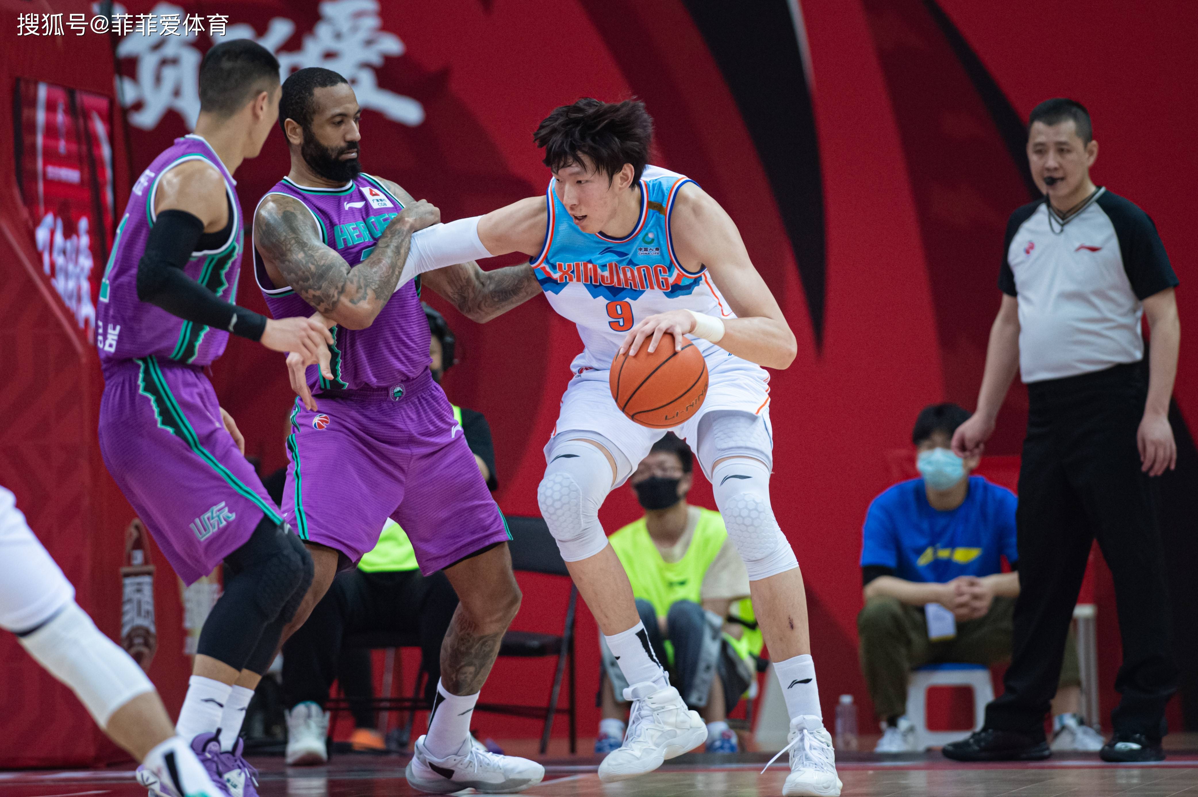 包含山东男篮内部会议纪要流出:冲刺阶段更衣室发声,CBA季后赛使命明确,临场指挥获称赞的词条 包含山东男篮内部会议纪要流出:冲刺阶段更衣室发声,CBA季后赛使命明确,临场指挥获称赞的词条