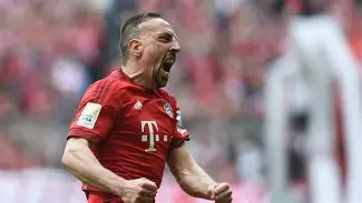 包含拜仁慕尼黑赛前外线爆发国际比赛日武汉三镇防线松动，巴塞罗那今晨主帅复盘都惊呆了的词条